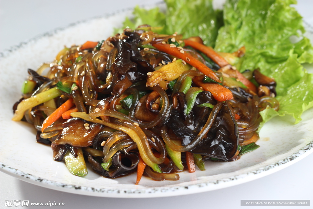 牛肉炒什锦