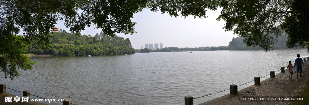 虎英公园湖