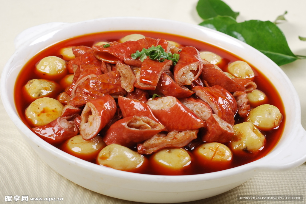 小土豆烧肥肠