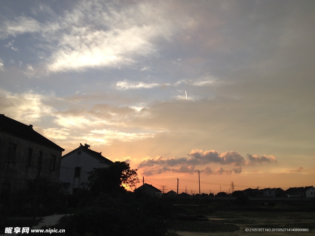 乡村夕阳