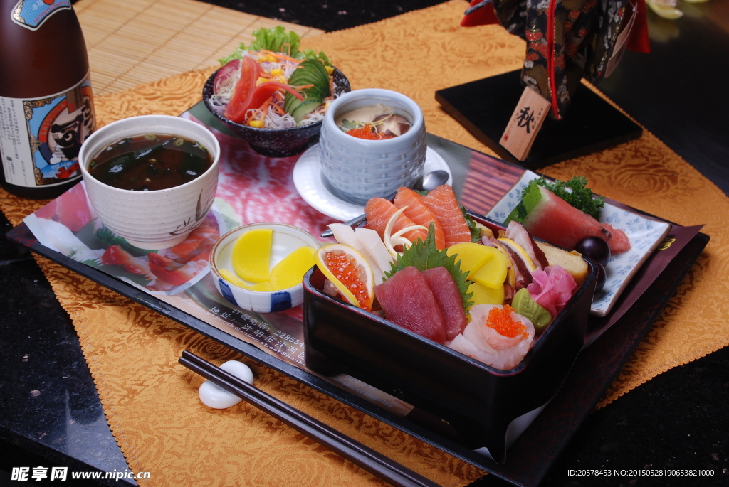花色刺身饭套餐