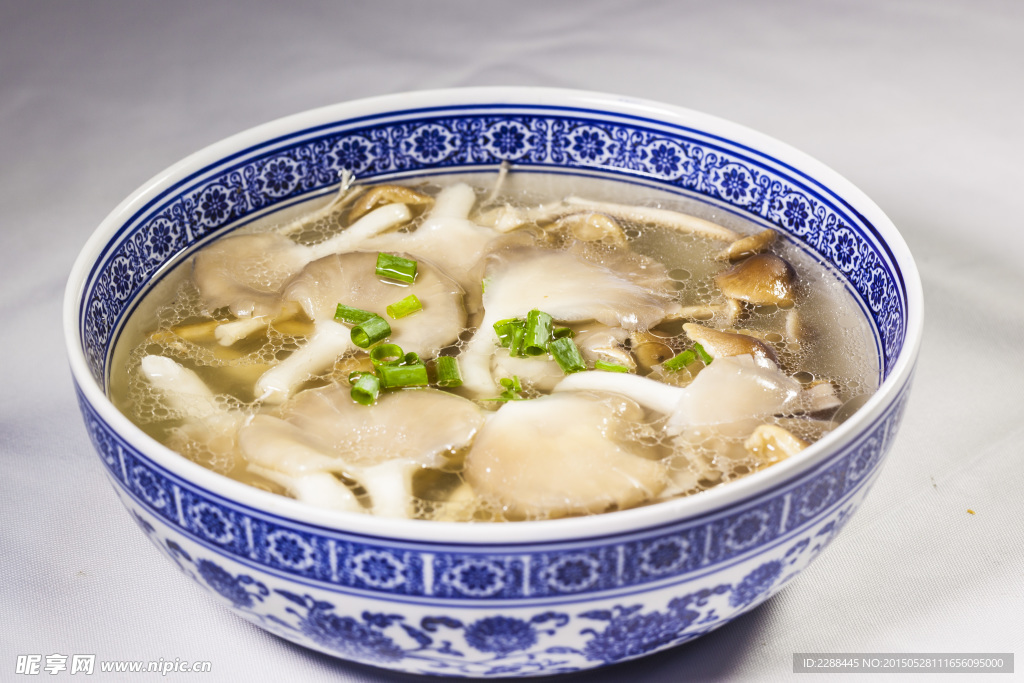 菌类汤