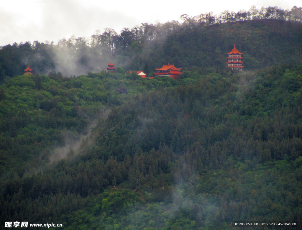 山中寺庙