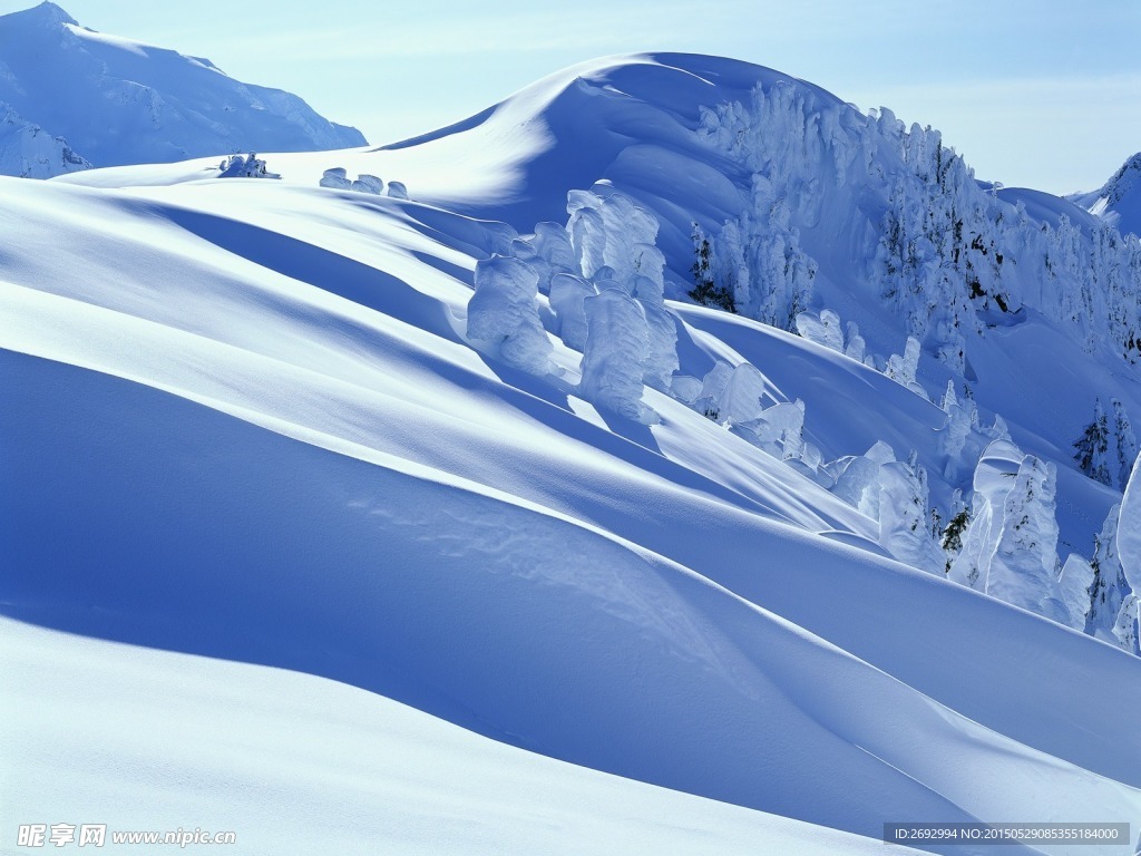 雪山雪景