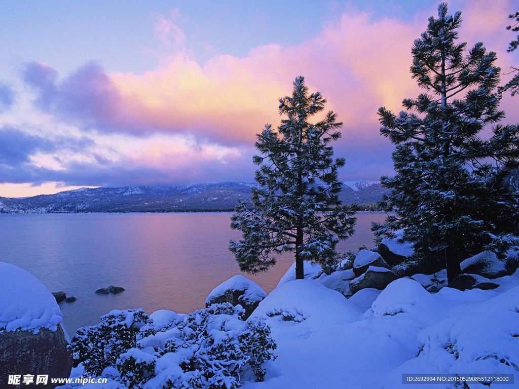 雪山雪景