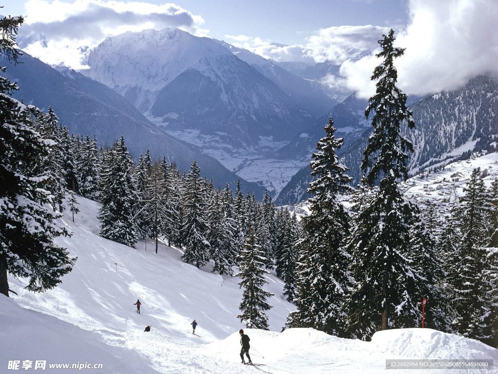 雪山雪景