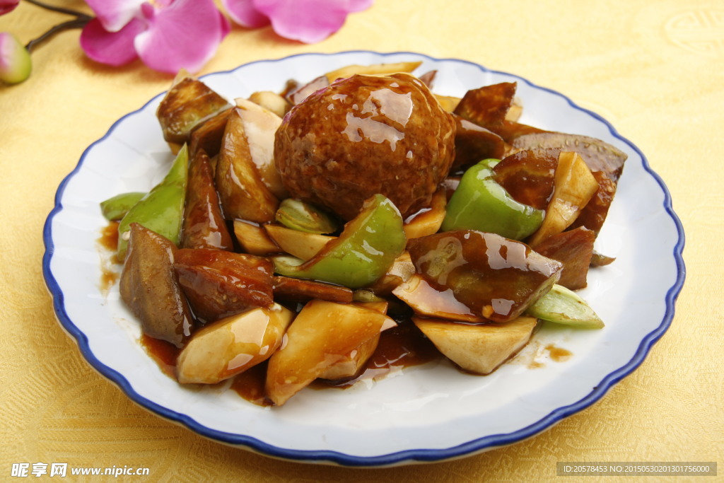 小丸子烧地三鲜
