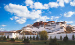 布达拉宫全景图