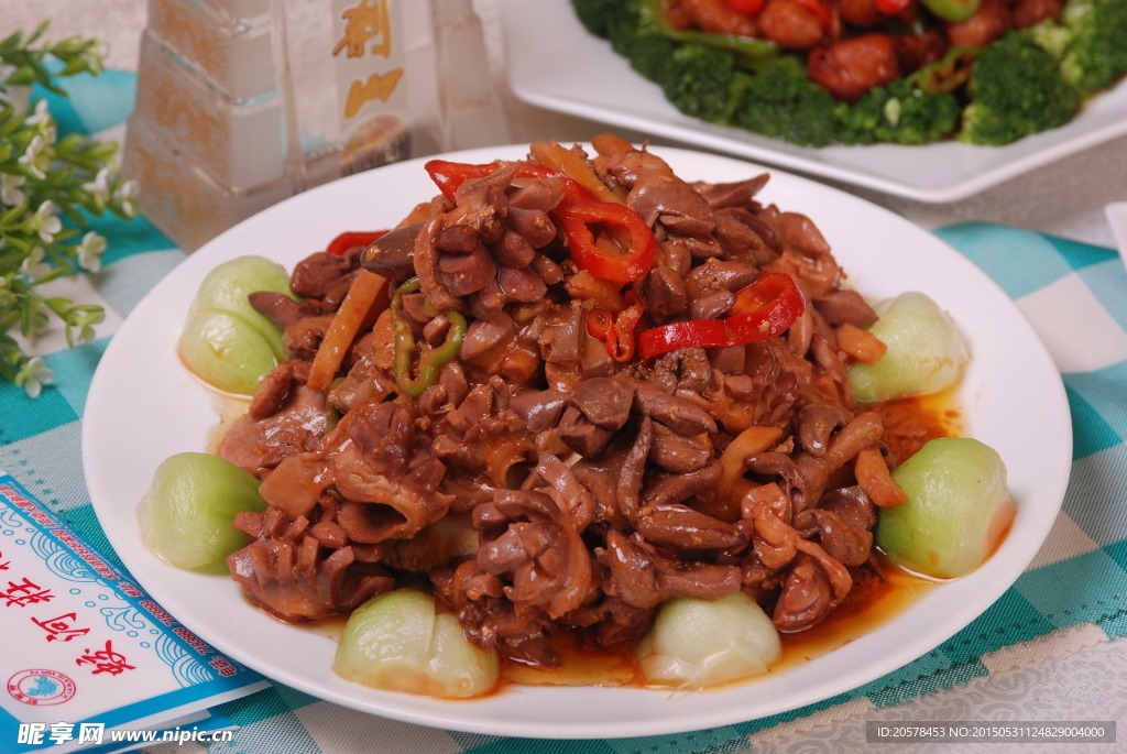 鸡杂焖土豆