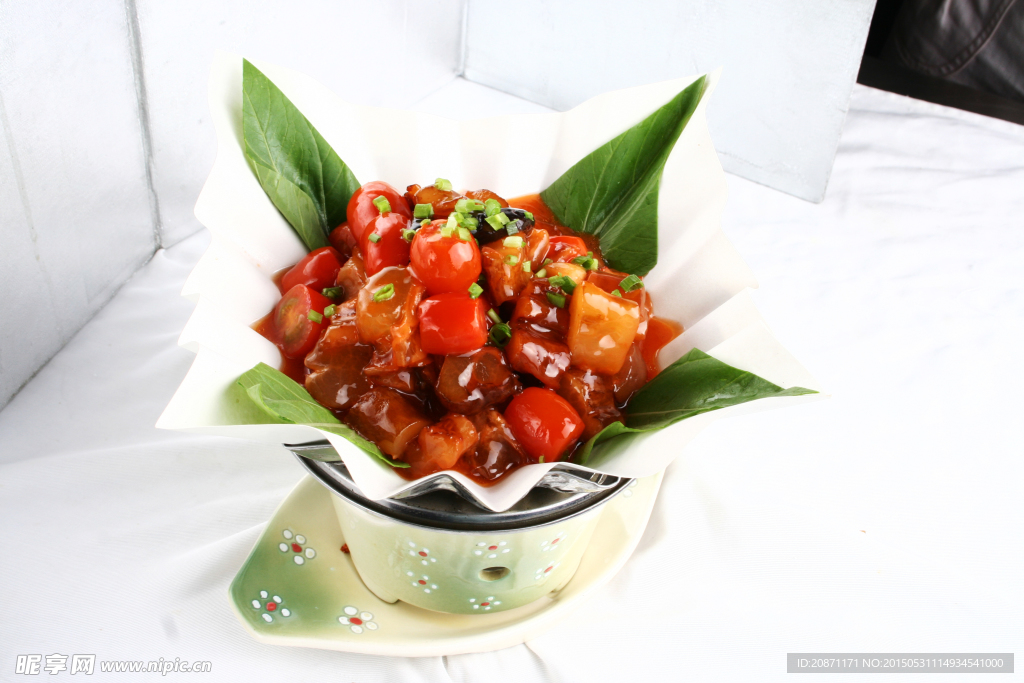 风味煨牛筋