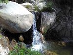 山水瀑布
