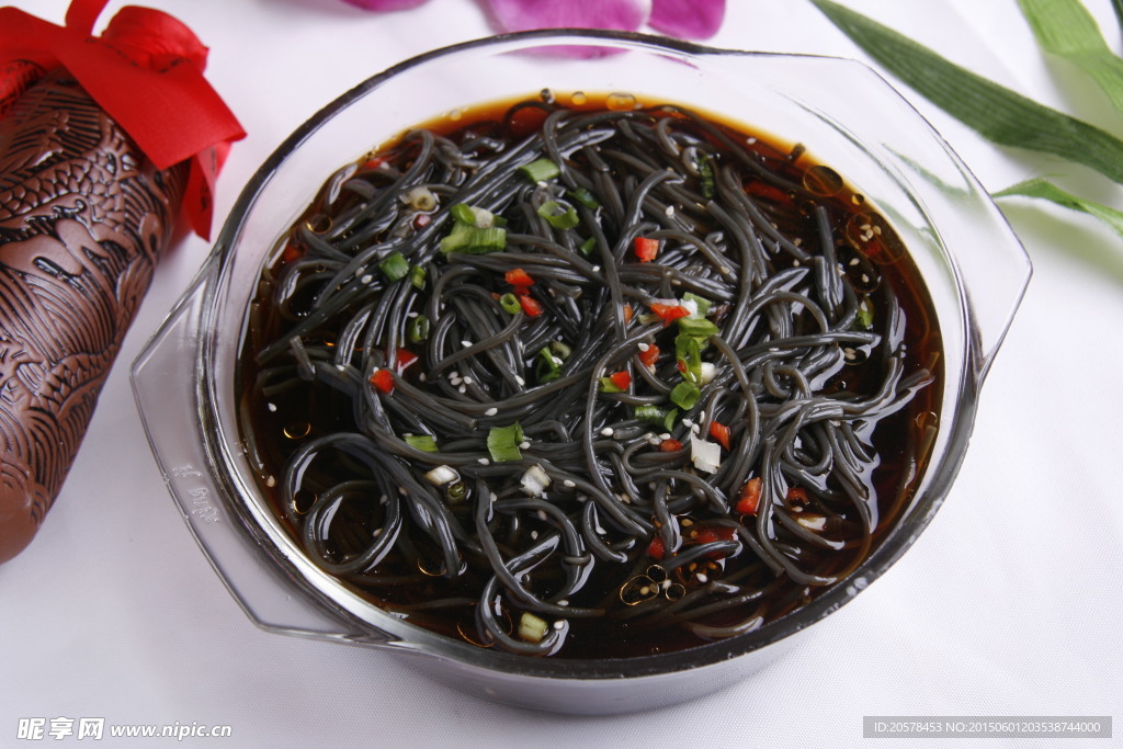 酸辣蕨根粉