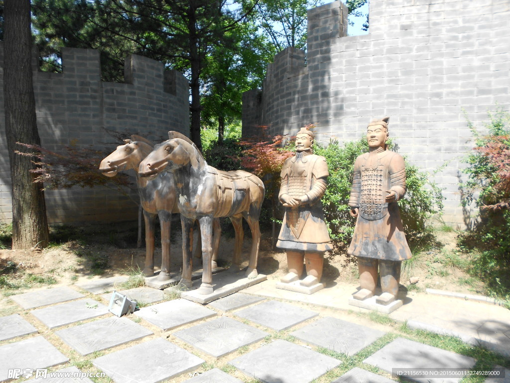 人物雕像