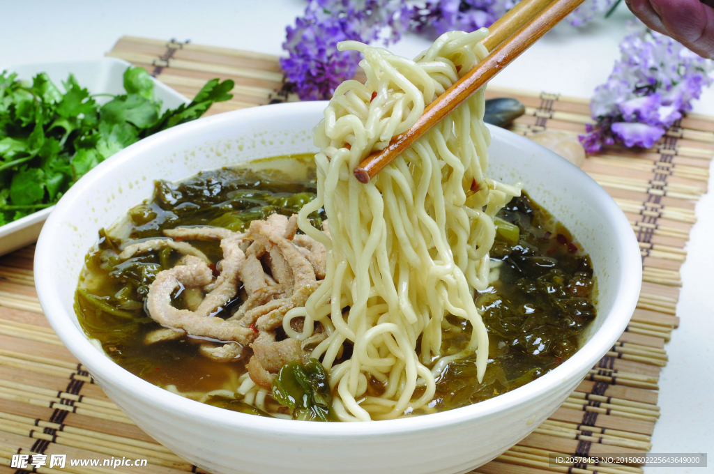 酸菜肉丝面