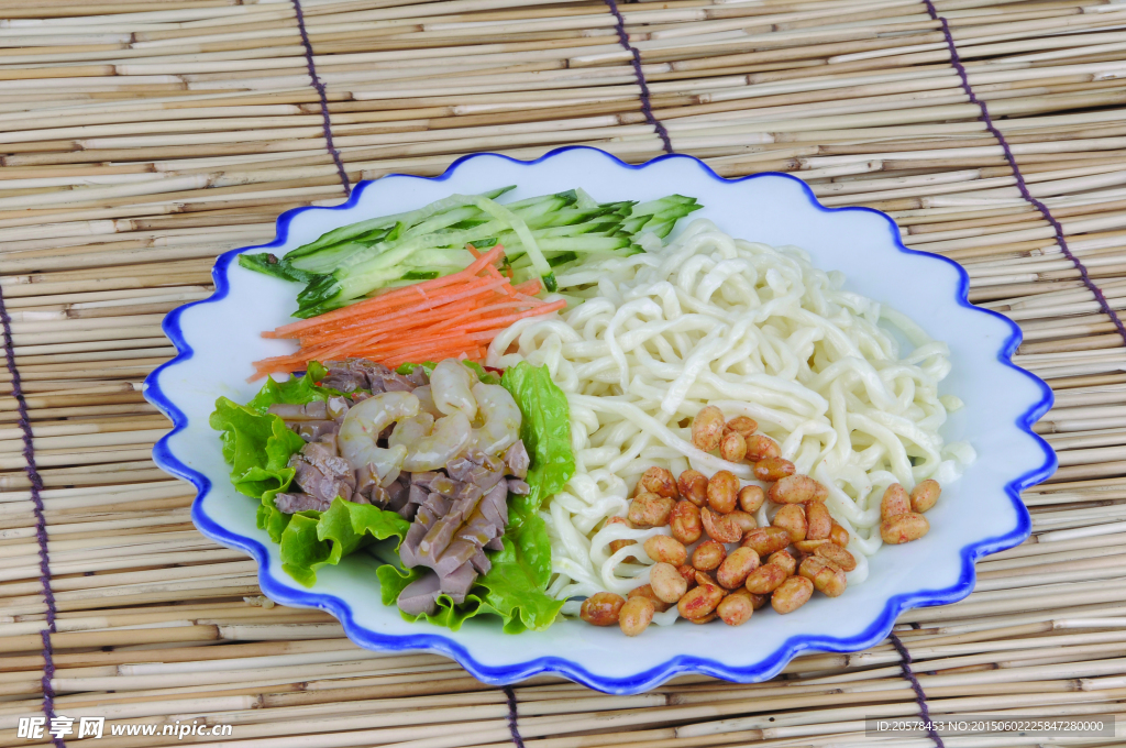虾仁肉丝面