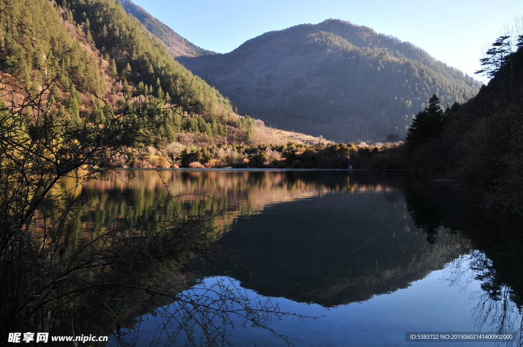 九寨   水   山  美景