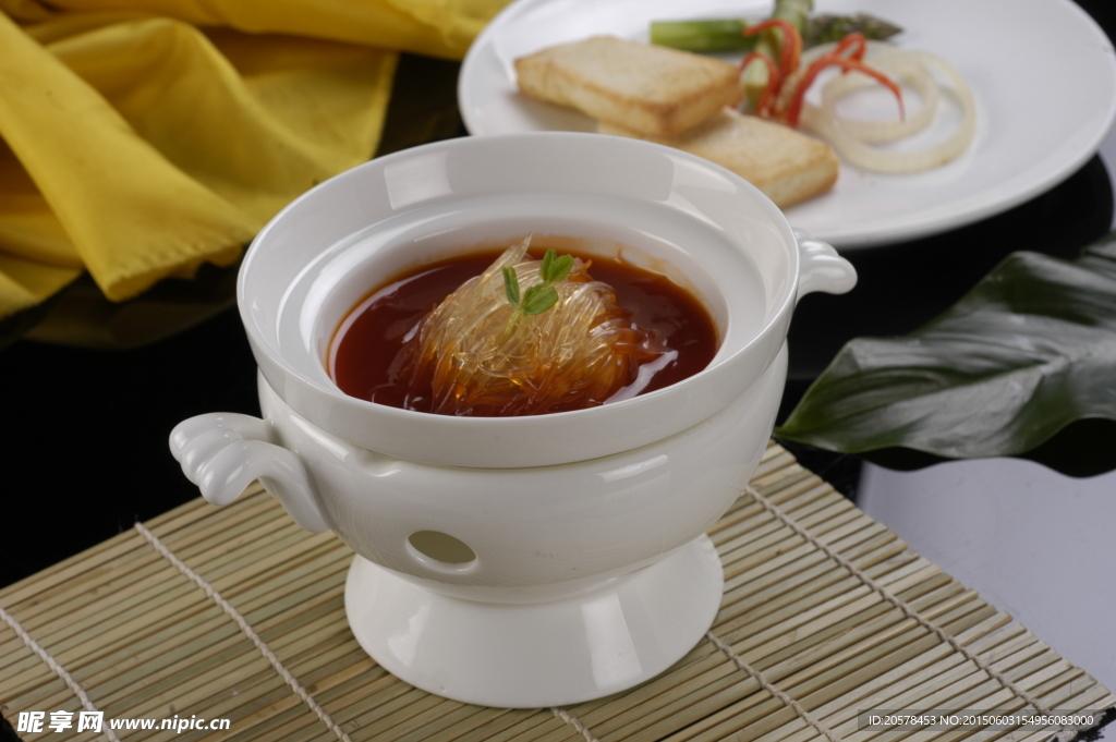 茄辣鱼翅