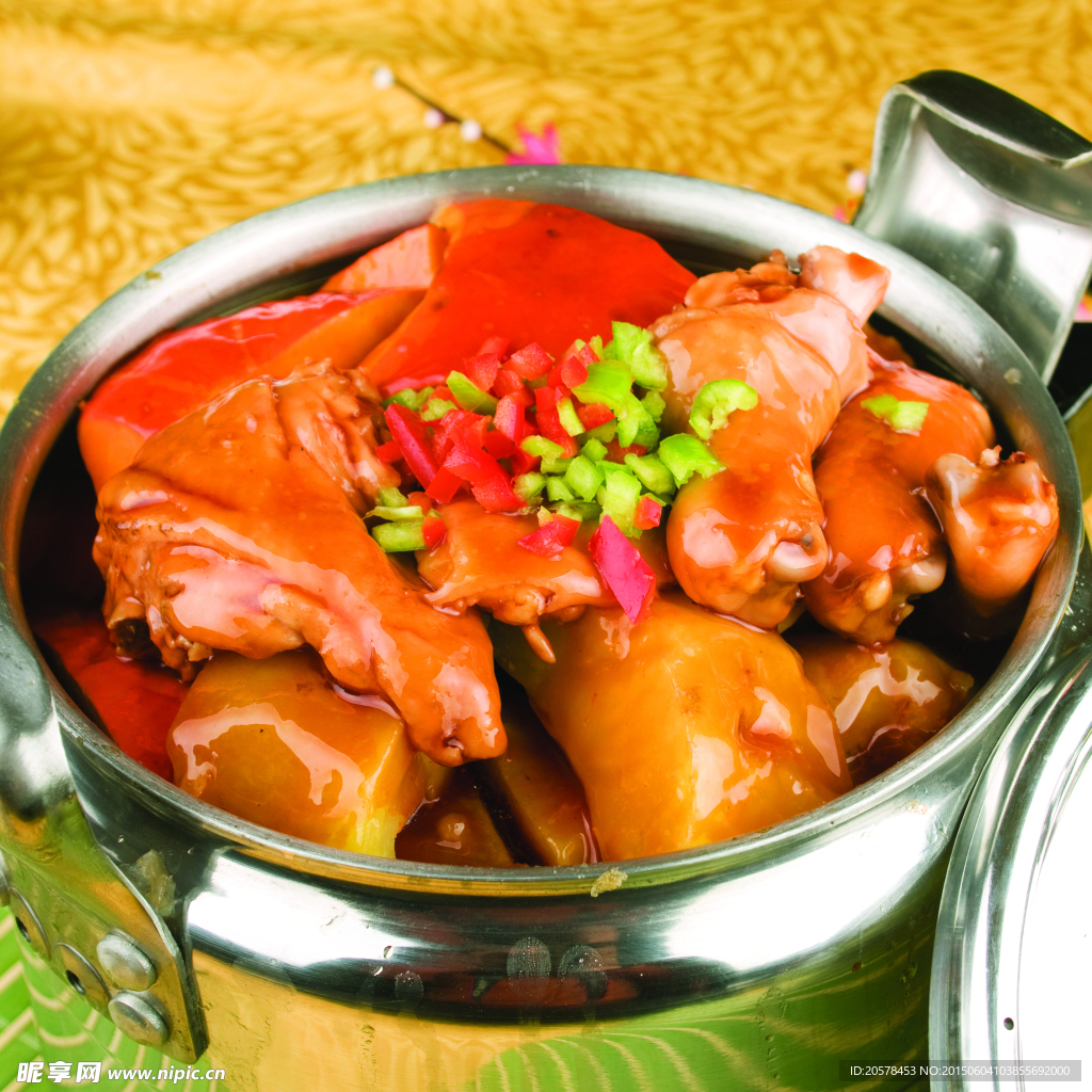鸡腿压窝瓜土豆