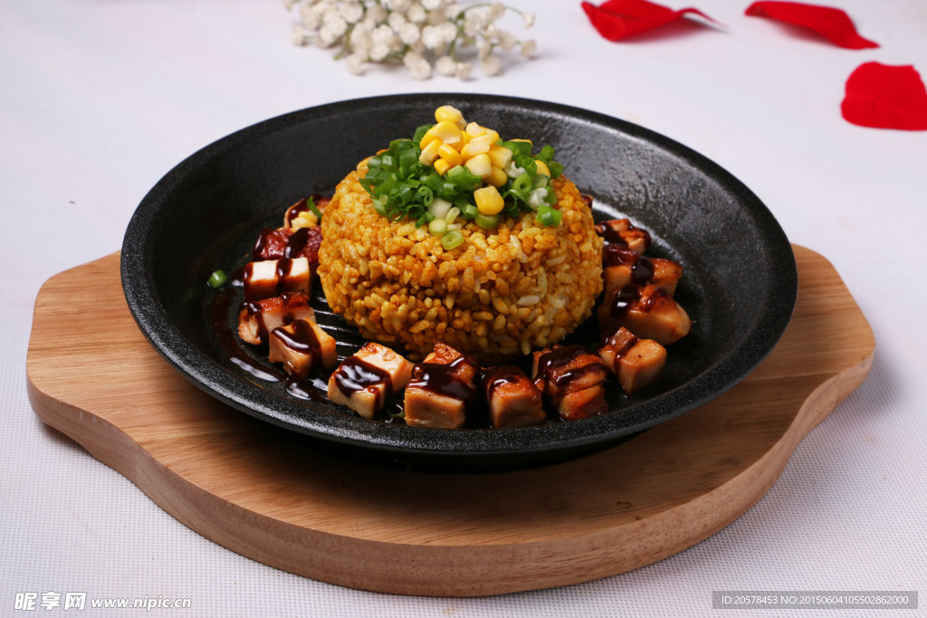 咖喱黑椒鸡肉饭
