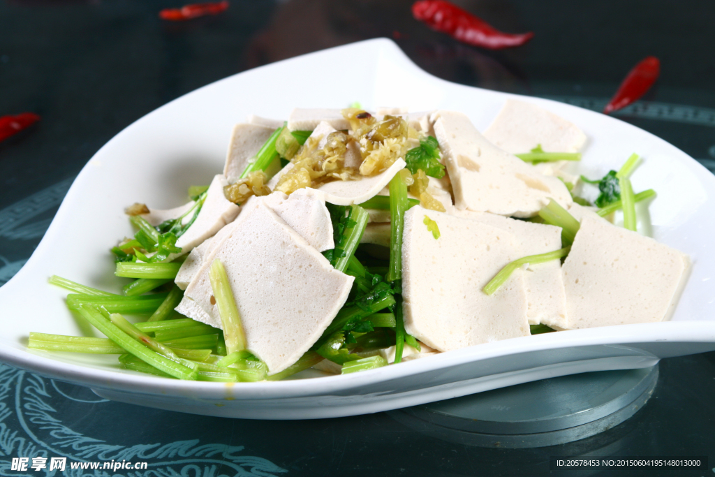 土芹炒千页豆腐