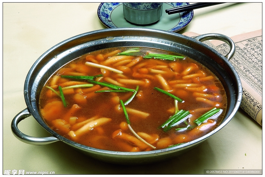 锅仔乡鸡滑子菇