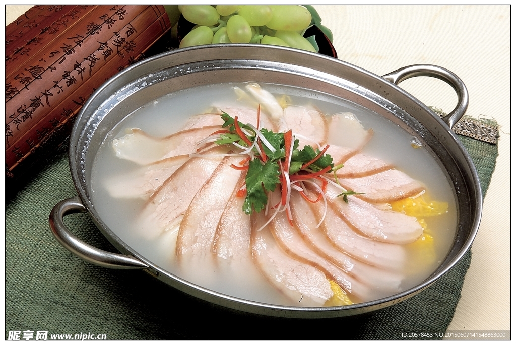 锅仔酸菜白肉