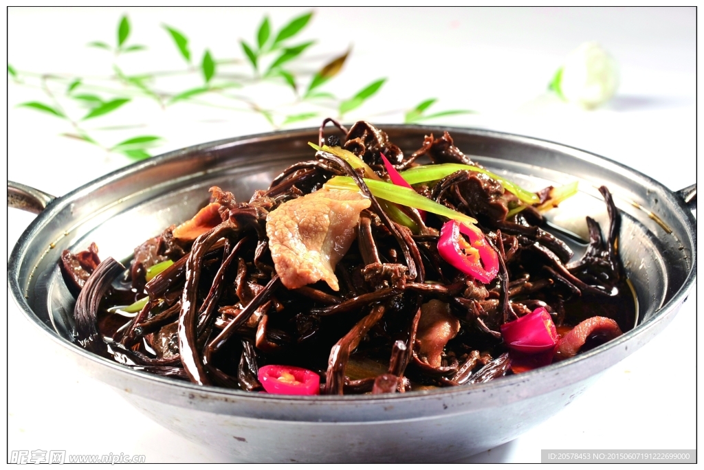 干锅茶树菇