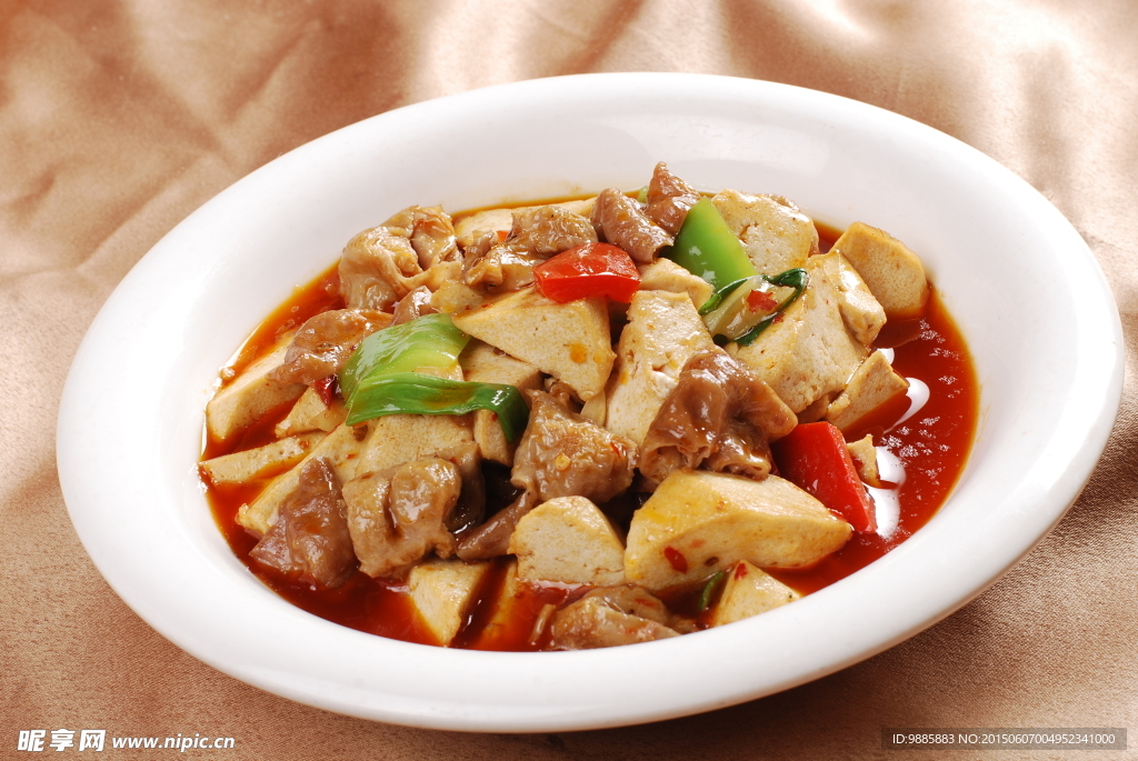 肥肠烧豆腐