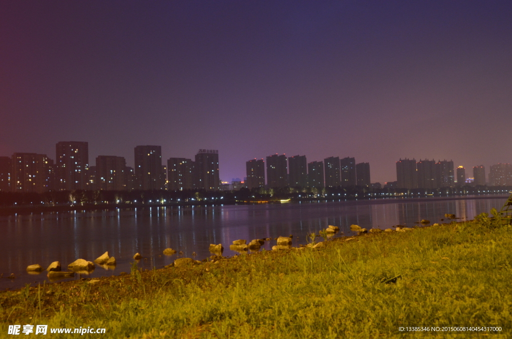 沈阳浑河夜景