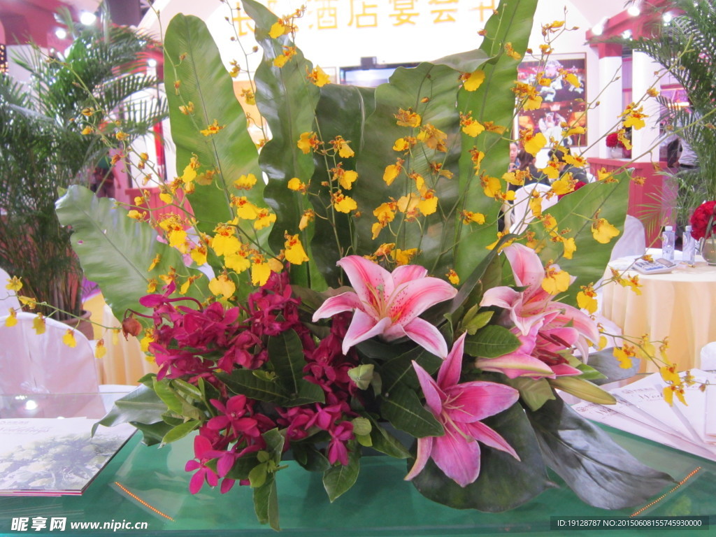 婚博会 讲台花 婚车花