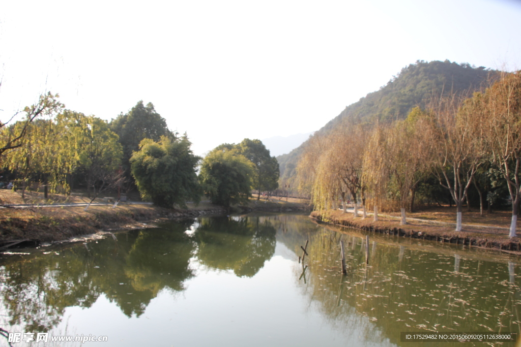 富阳区东吴公园水池景观