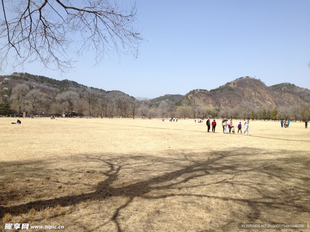 避暑山庄草地