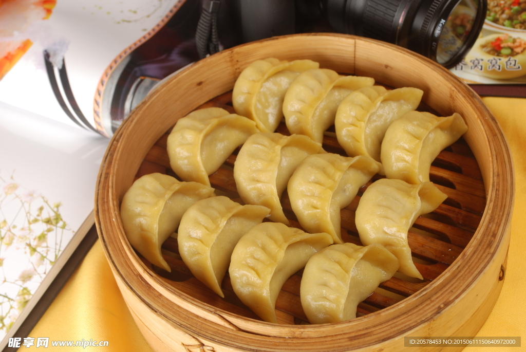玉米面蒸饺