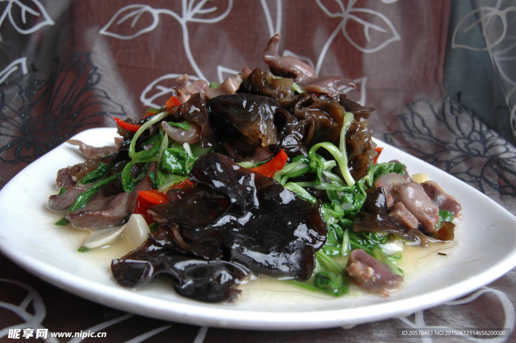 鸡胗小炒菜