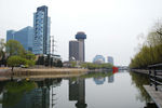 亮马河