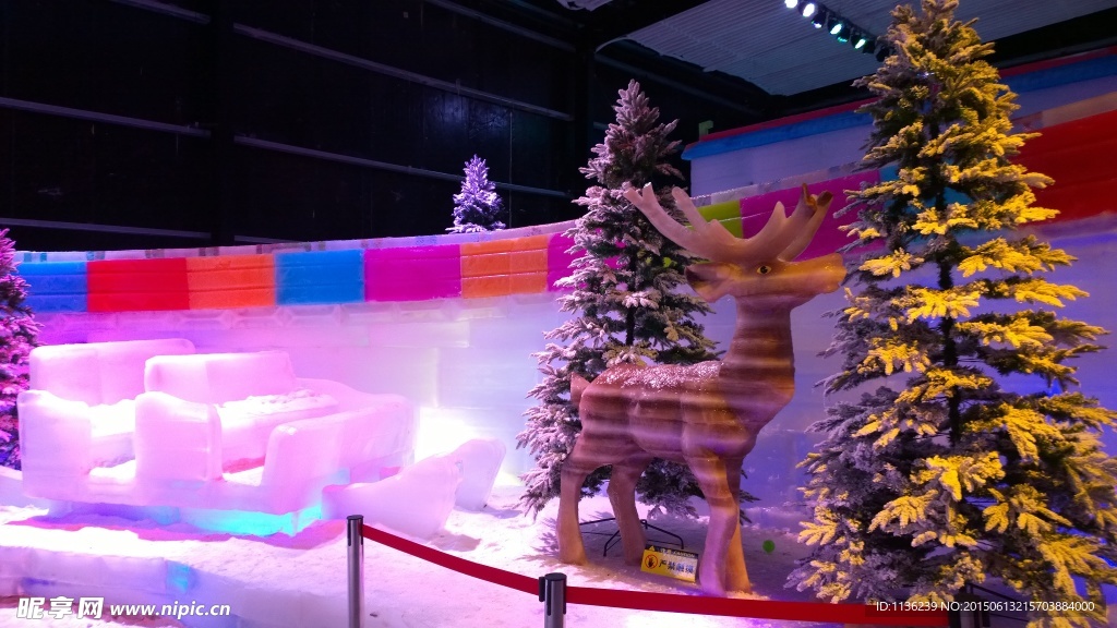 冰雕 驯鹿  冰雕世界 雪橇