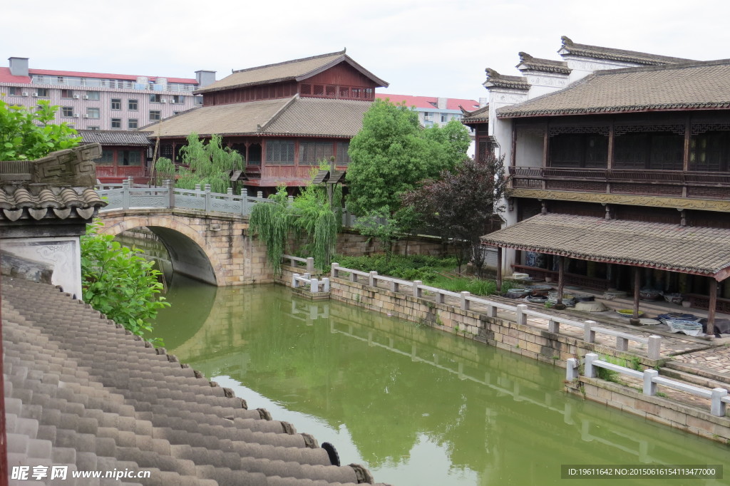 小桥流水人家