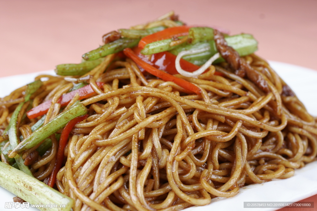 沙爹牛肉炒面