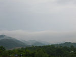雨后山景