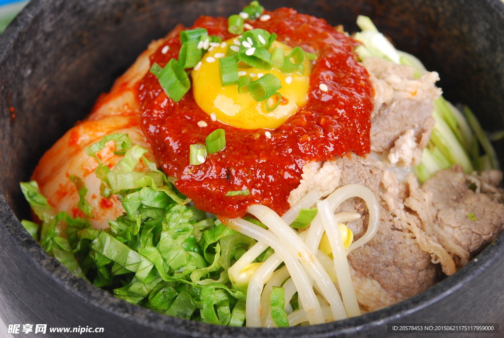 石锅牛肉拌饭
