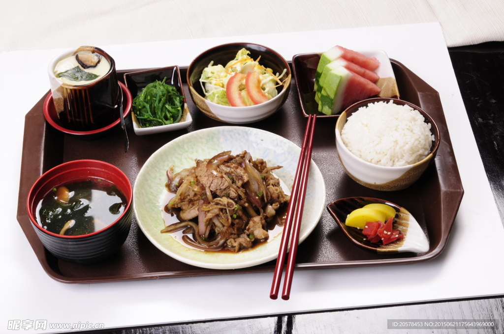 洋葱炒牛肉套餐