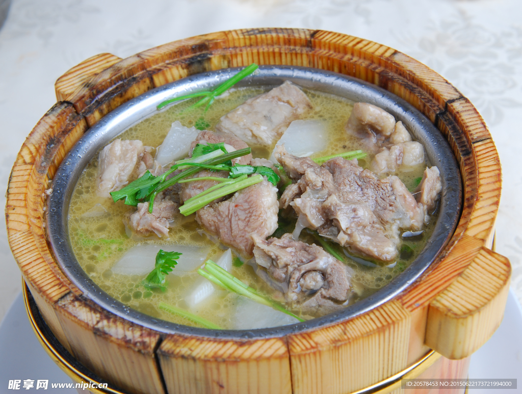 木桶羊肉