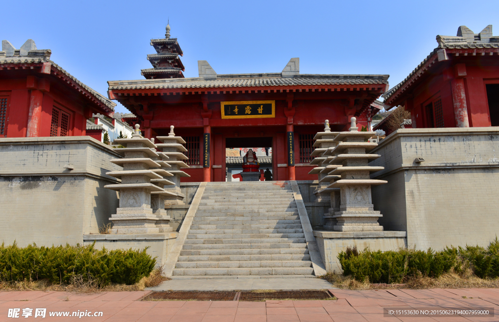 马亓山   深山古寺