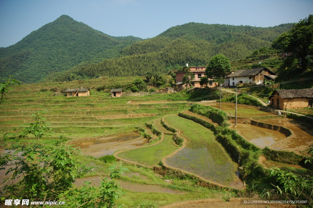 山村