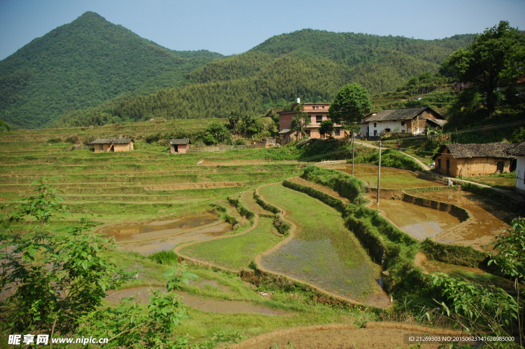 山村