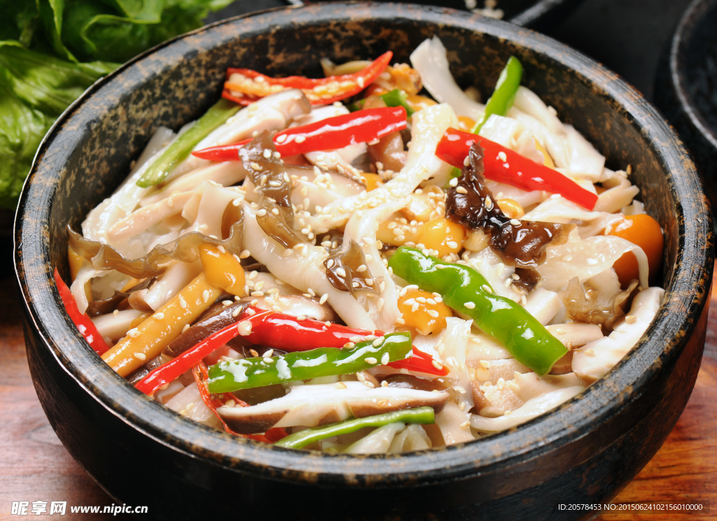 香辣蘑菇拌饭