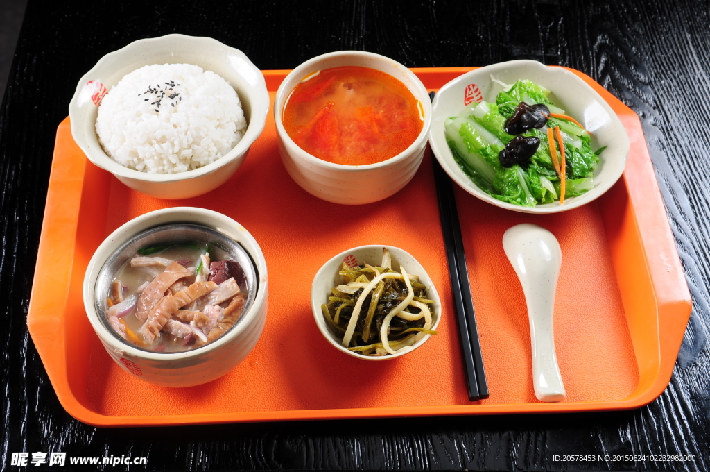 猪肠鸭血饭