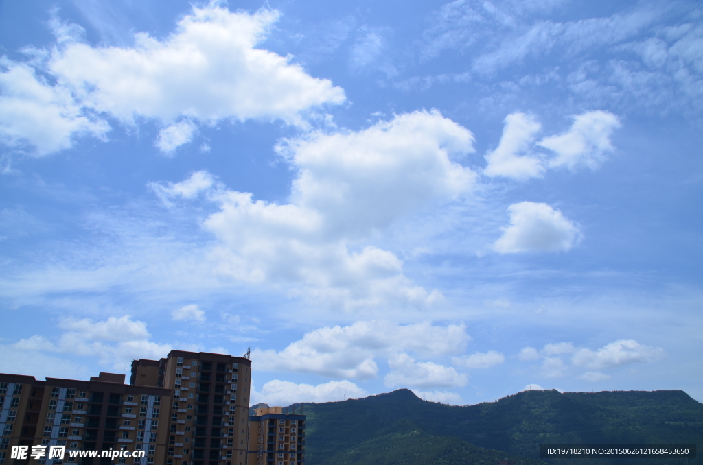 天空的云