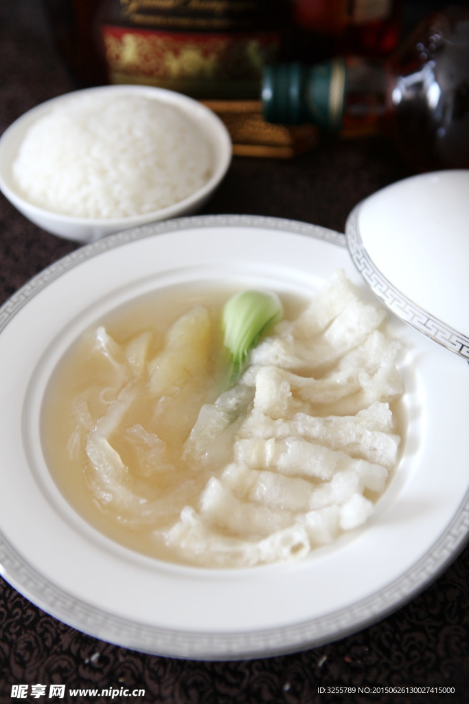 浓汤唇肚捞饭