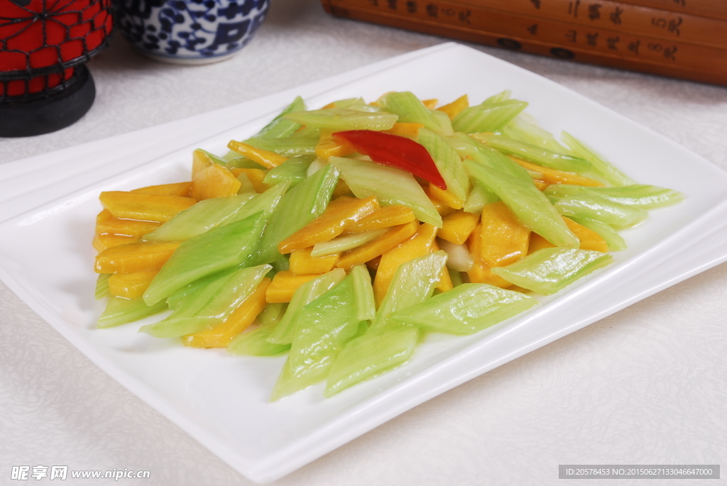 芹菜炒南瓜